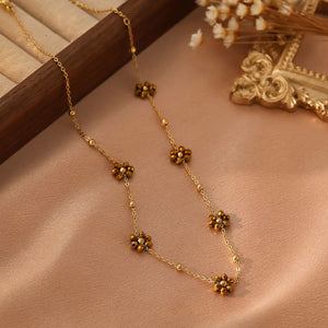 COLLAR FLORES
