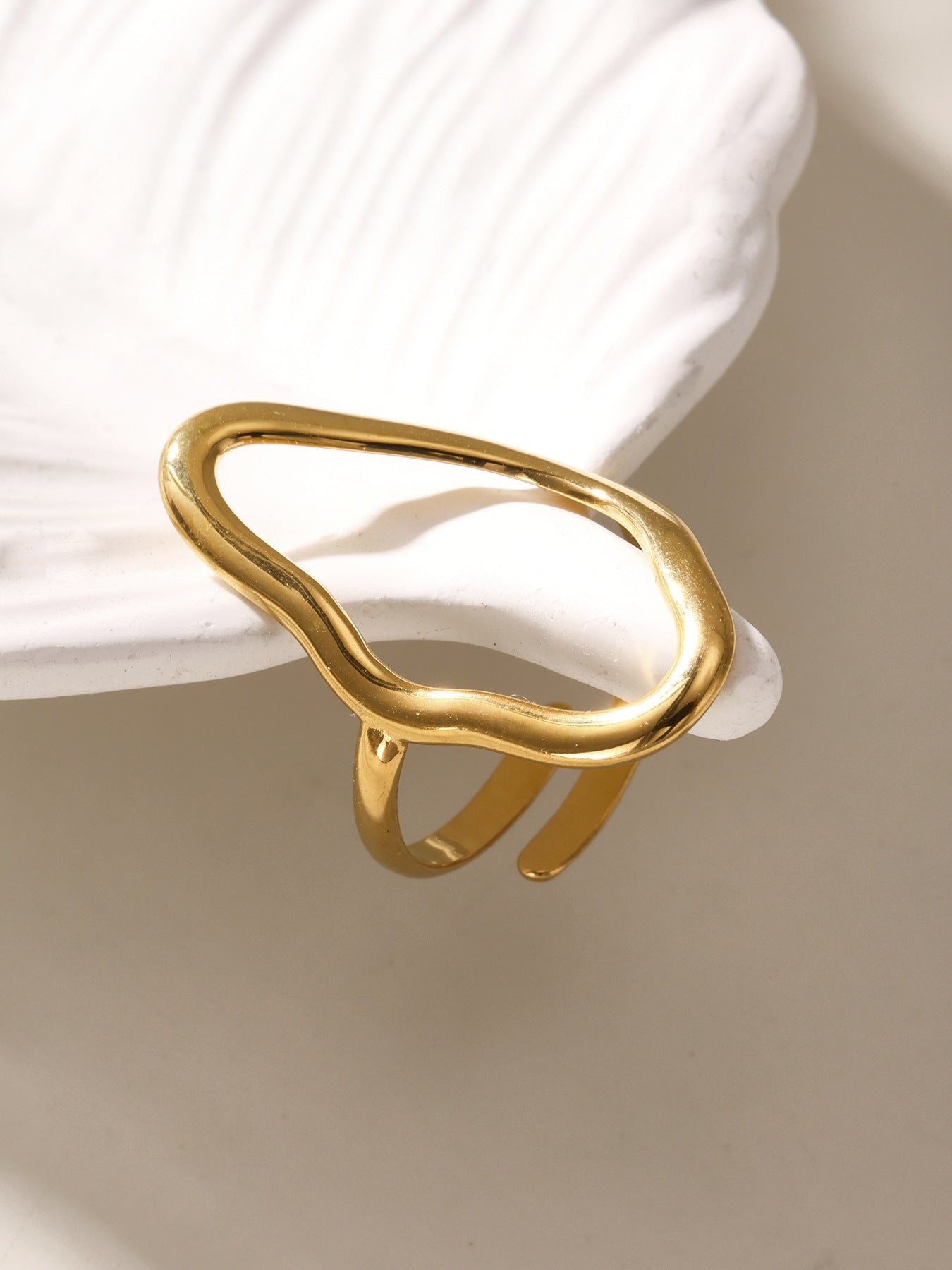 ANILLO ABSTRACTO