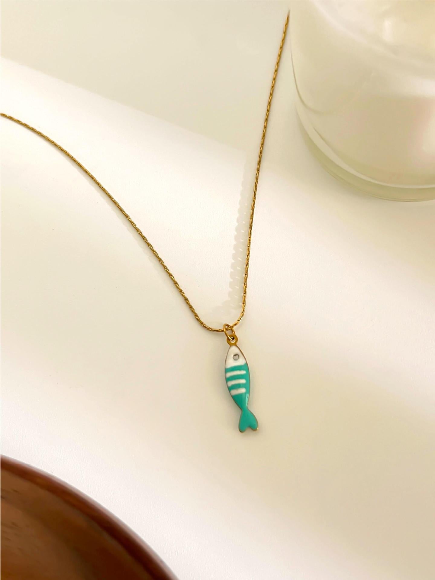 COLLAR PECESITO