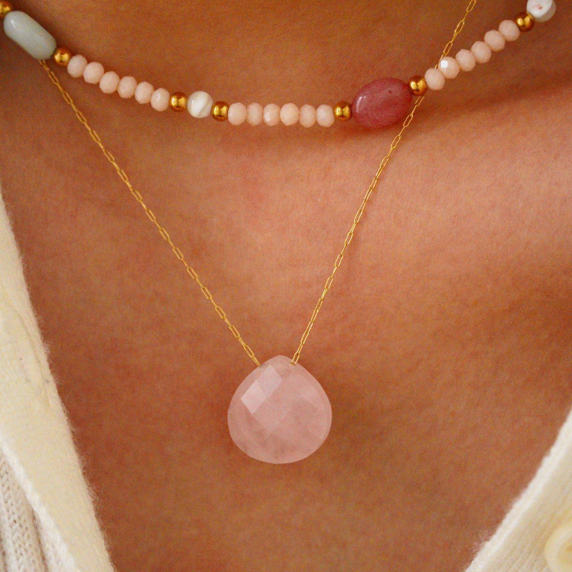 COLLAR CUARZO ROSA