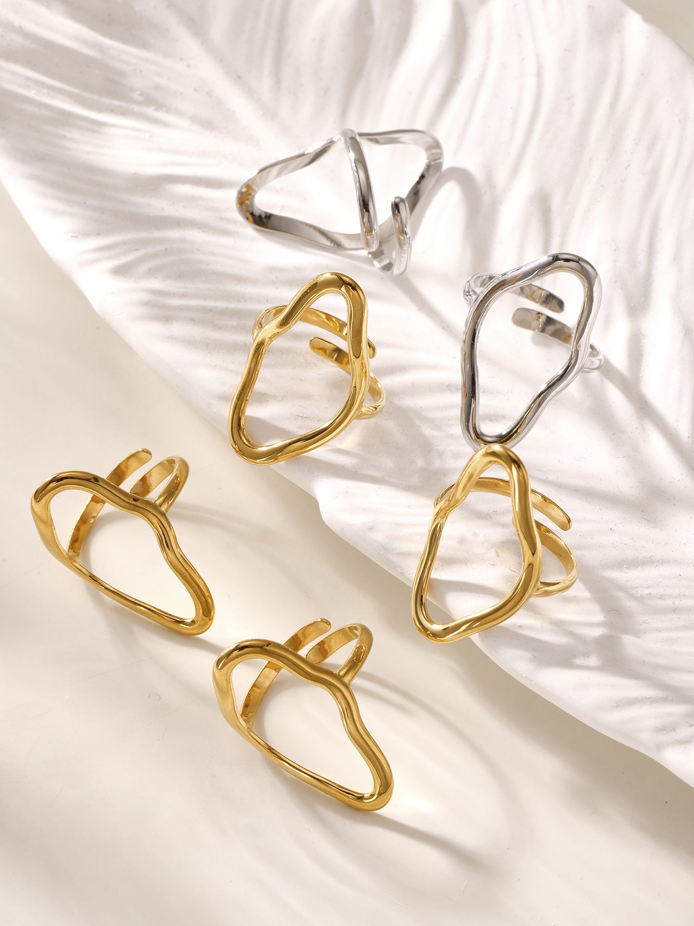ANILLO ABSTRACTO
