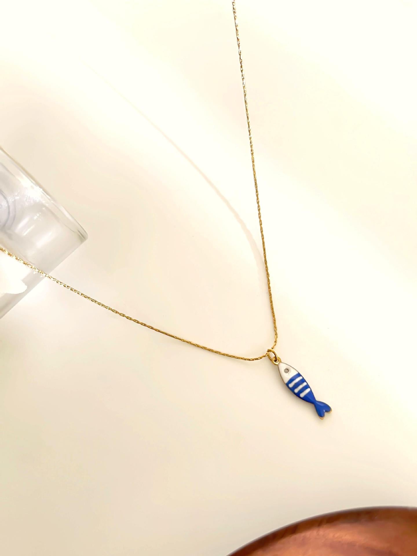 COLLAR PECESITO