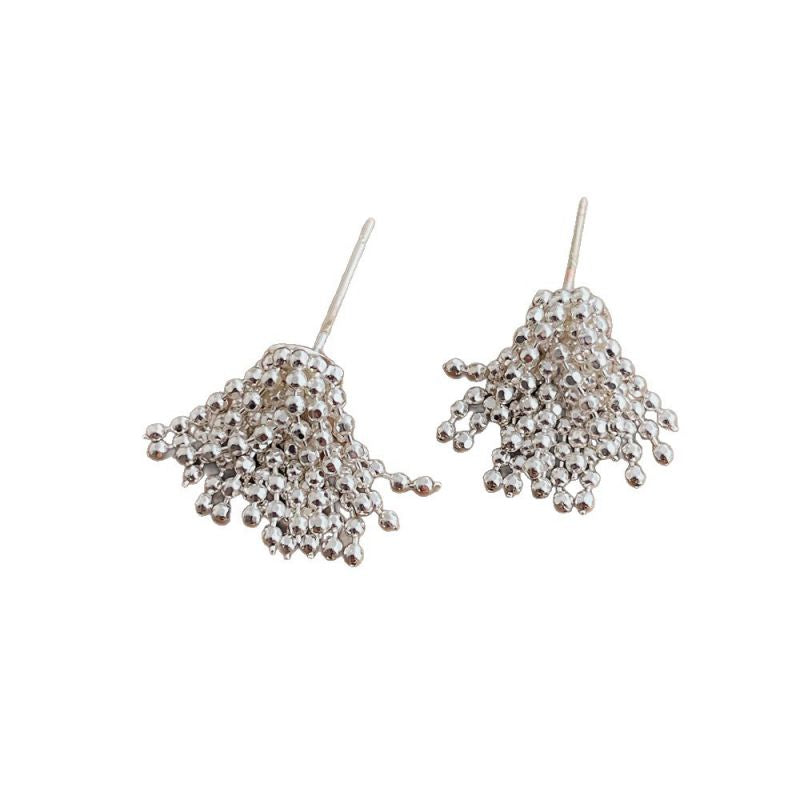 ARETES TASSEL