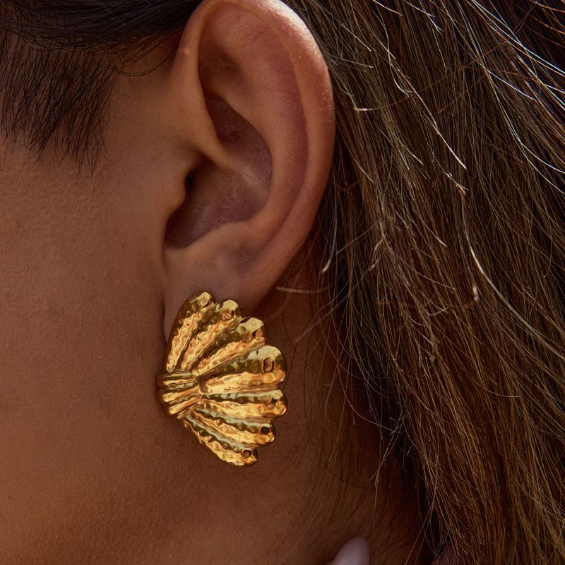 ARETES CONCHA