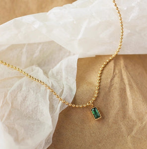 COLLAR VERDE
