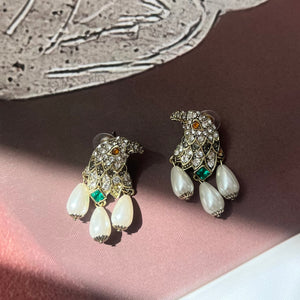ARETES AGUILA