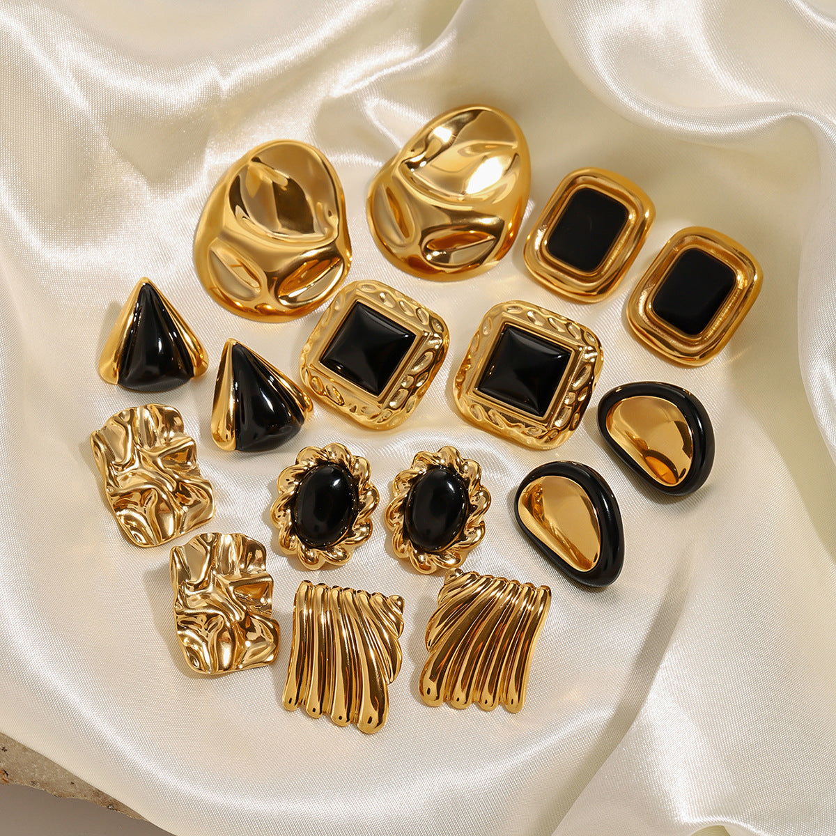 ARETES  VINTAGE
