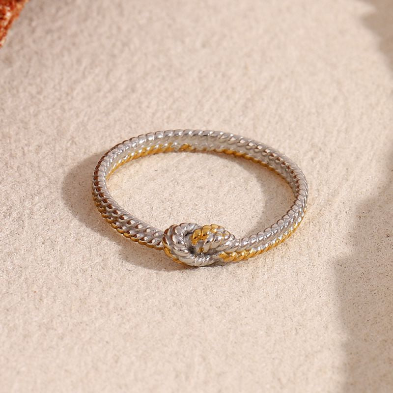 ANILLO NUDO