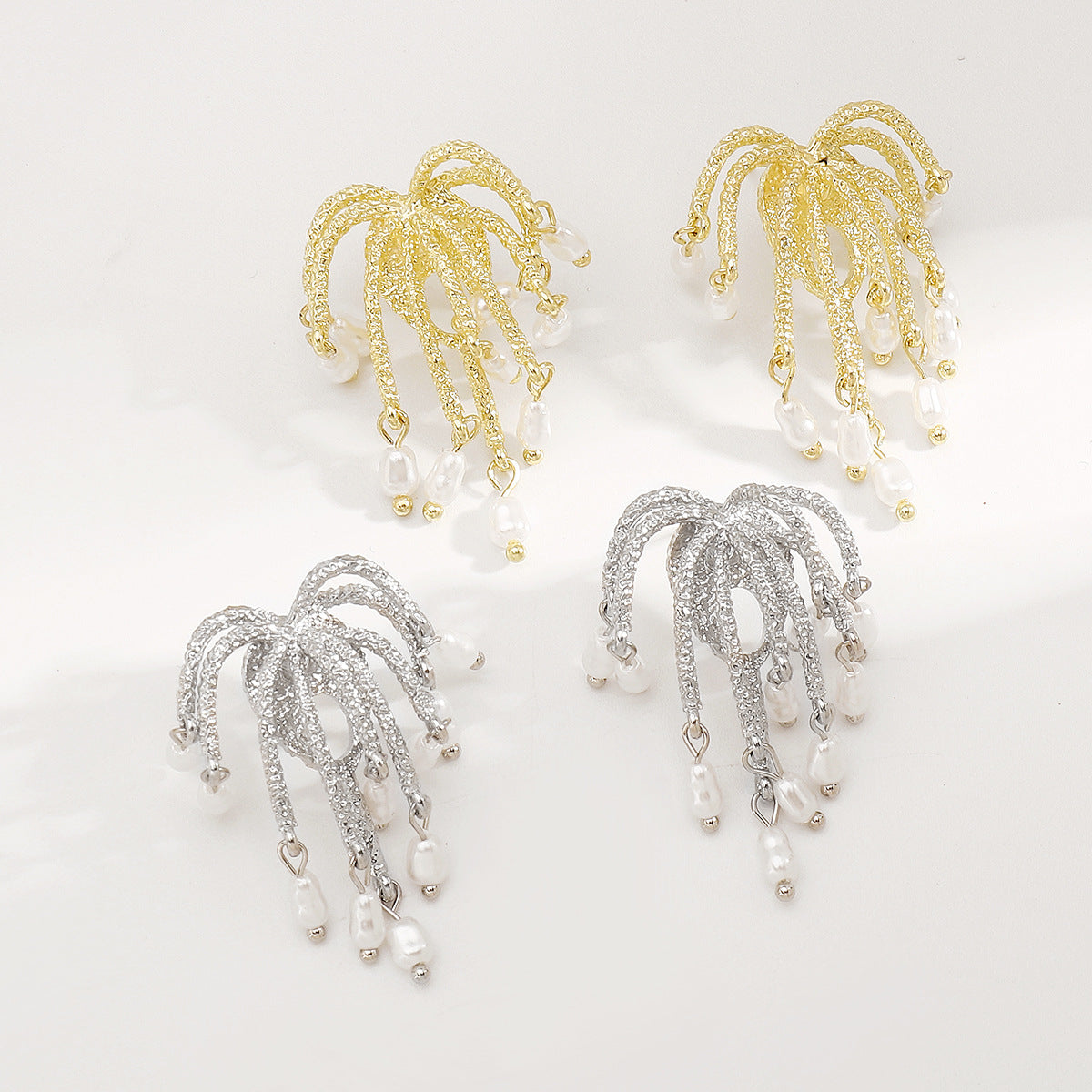 ARETES PERLAS COLGANTES