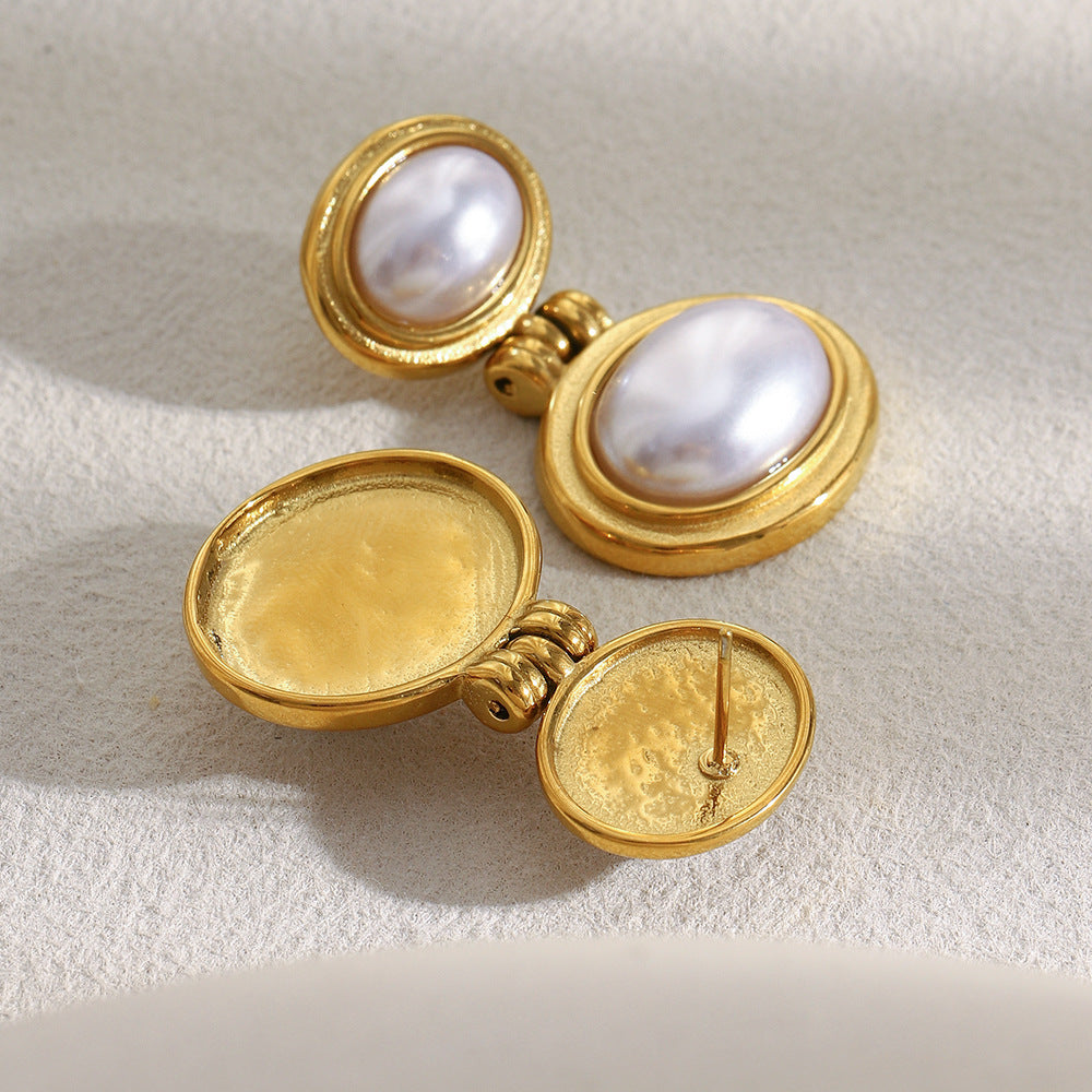 ARETES PERLA OVALADA