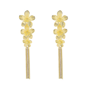 ARETES LARGOS FLORALES
