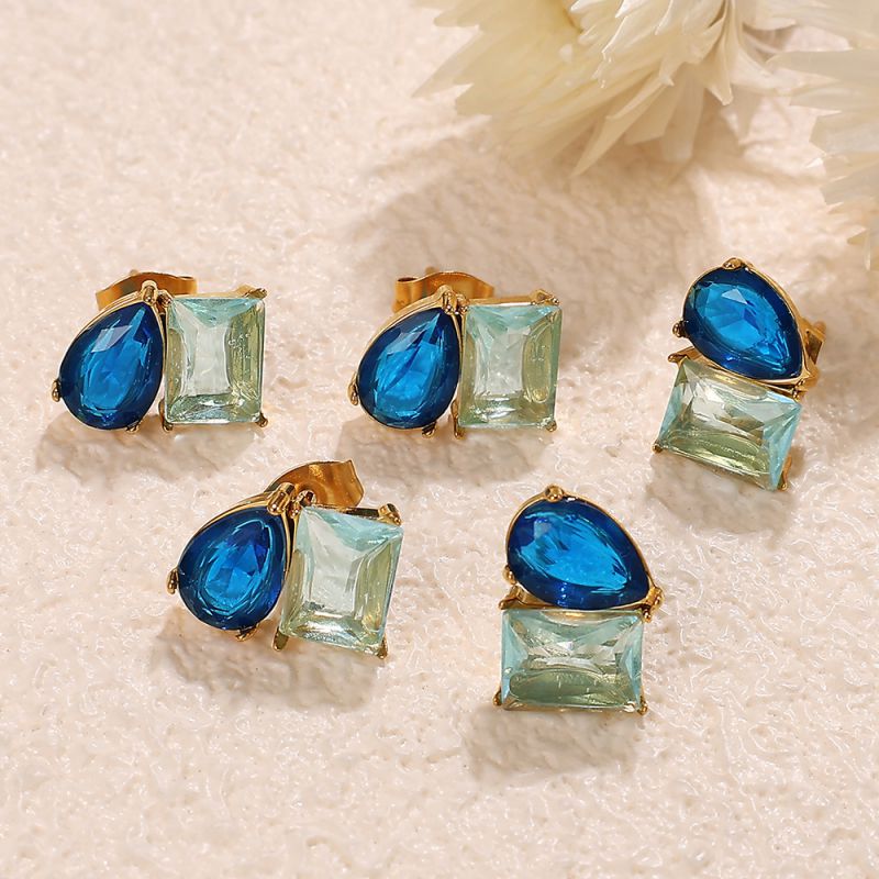 ARETES CRISTALES DE COLORES
