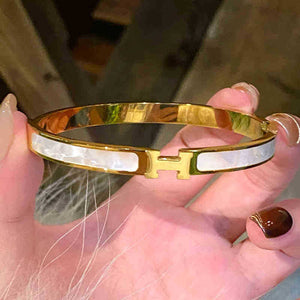 PULSERA NACARADA