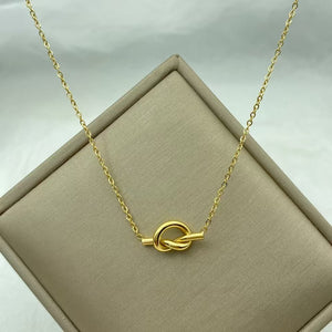 COLLAR NUDO