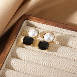ARETES BLANCO Y NEGRO