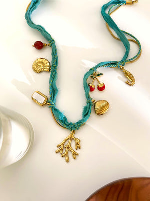 COLLAR AZUL TURQUESA
